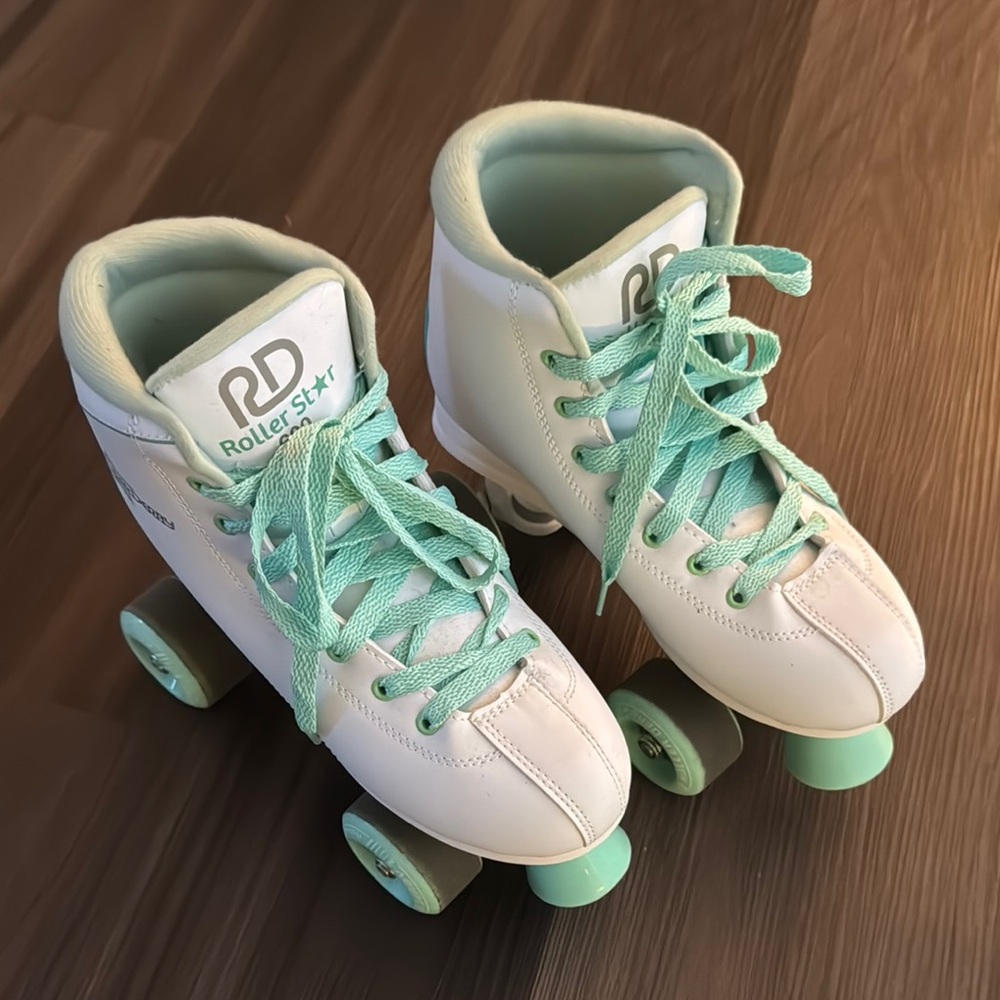 Roller Skates - White and Mint